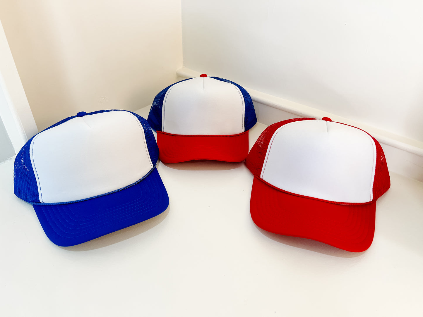 USA Scalloped Flag Trucker