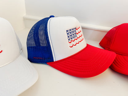 USA Scalloped Flag Trucker